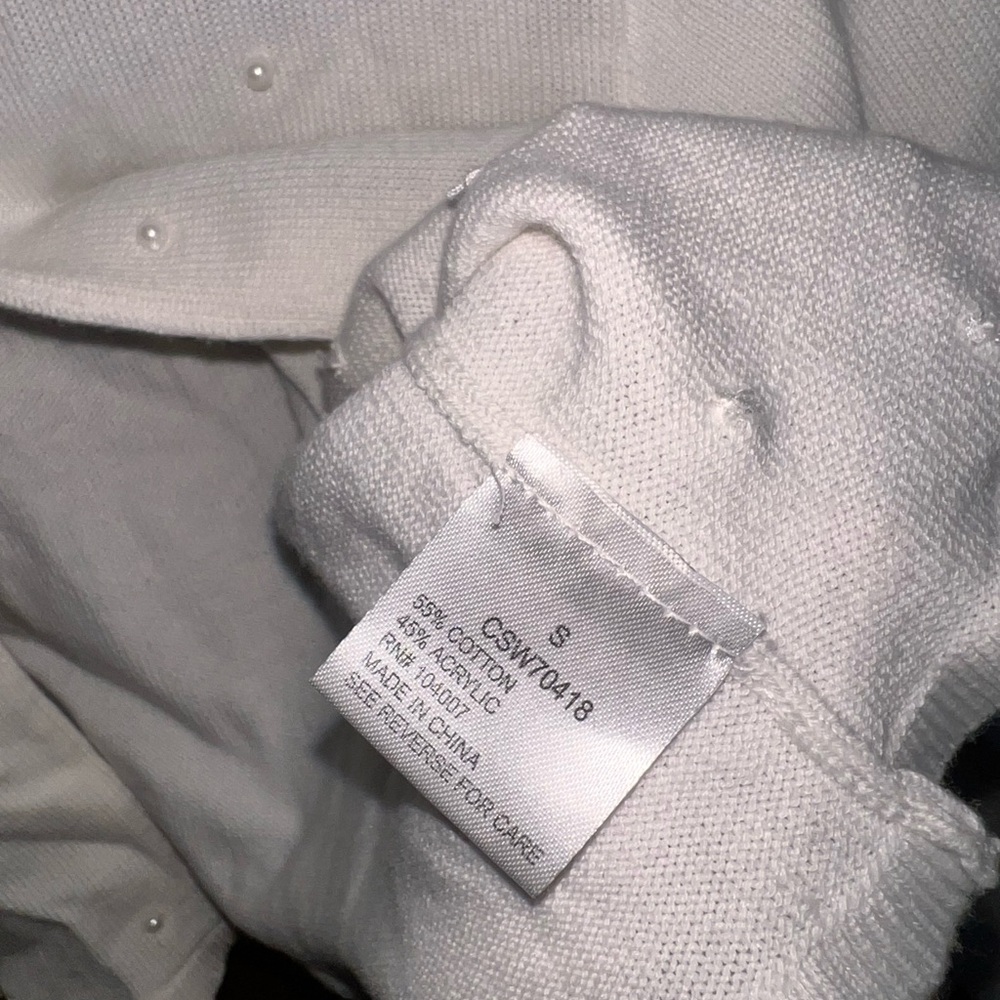 Cinderella White Cardigan with Pearl Accents - Picture 4 of 5